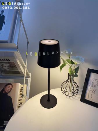 Đèn Bàn Cảm Ứng DB060D