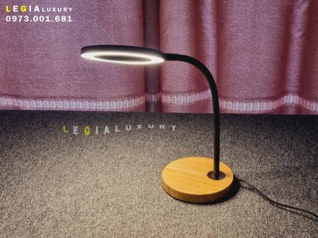 Đèn bàn IKEA DB030D