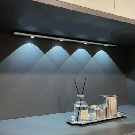 Đèn LED cảm biến thông minh trắng 30cm