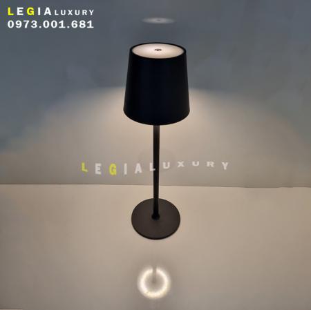 Đèn Bàn Cảm Ứng DB060D
