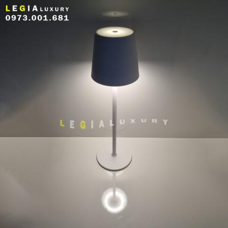  Đèn Bàn Cảm Ứng DB060T