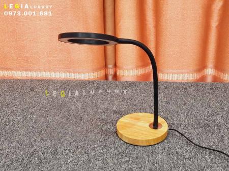 Đèn bàn IKEA DB030D