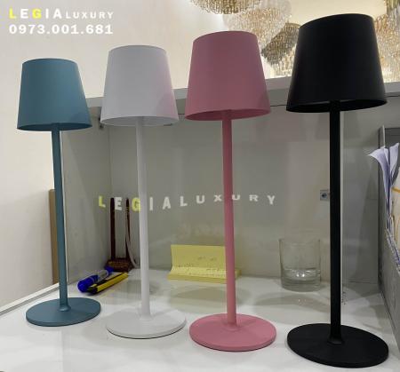 Đèn Bàn Cảm Ứng DB060X