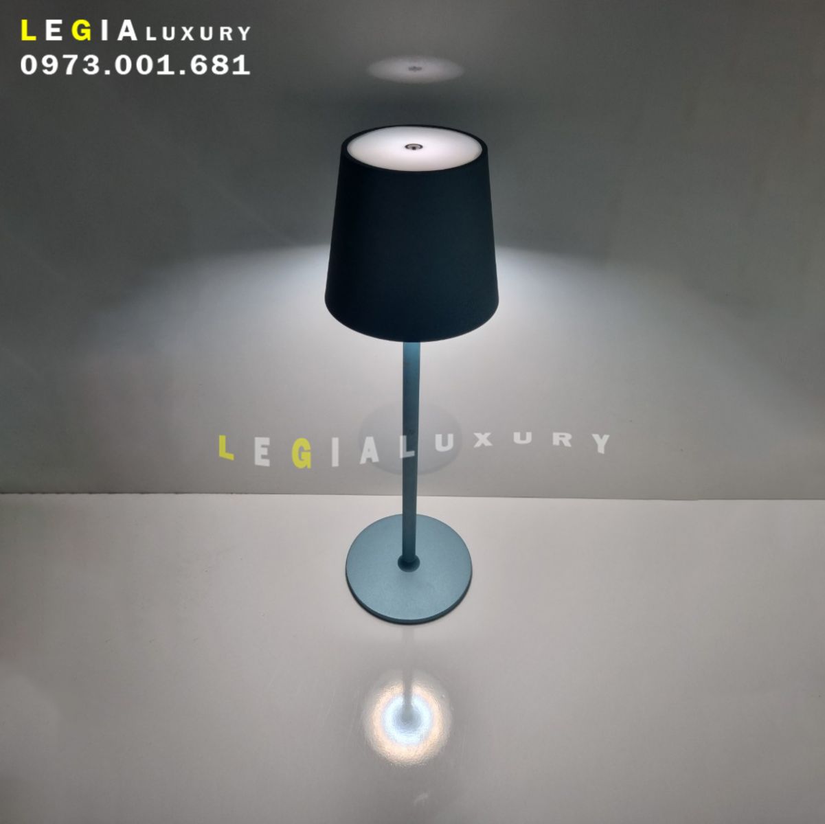 den-ban-cam-ung-DB060X