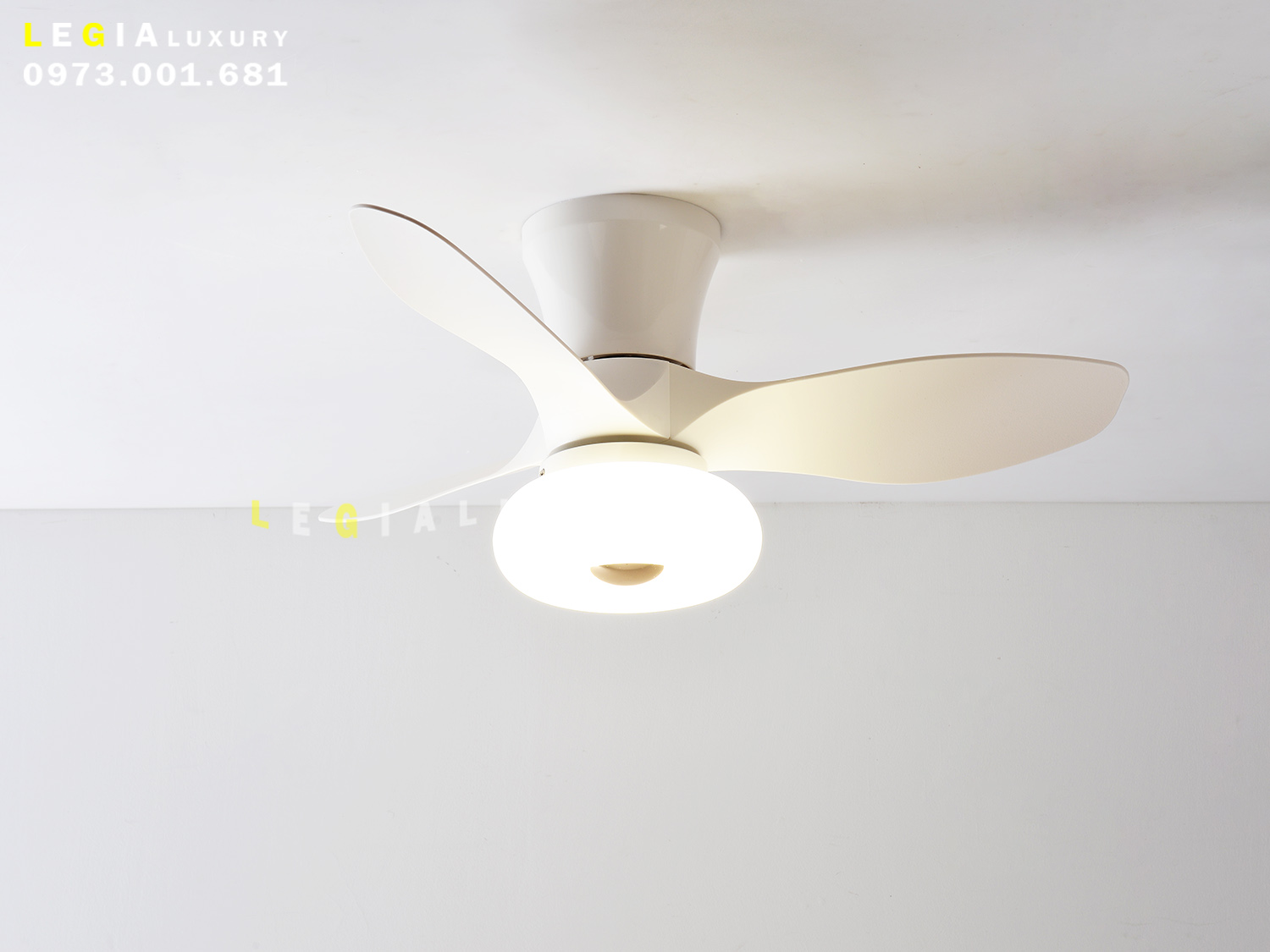 quat-tran-chung-cu-LGFAN657T