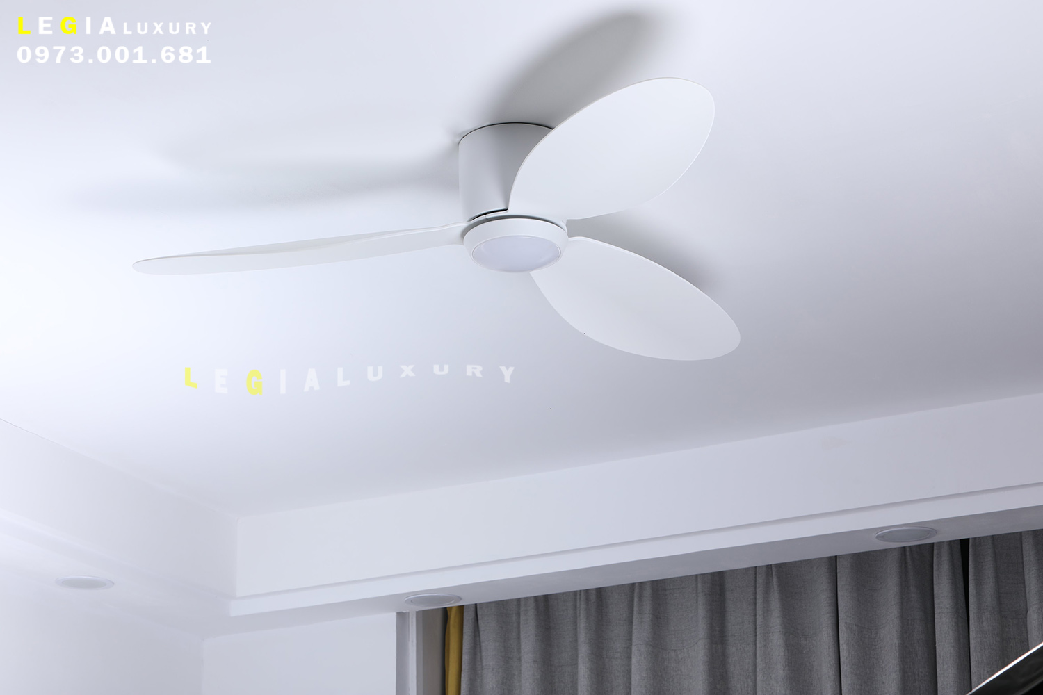 quat-tran-chung-cu-LGFAN728T