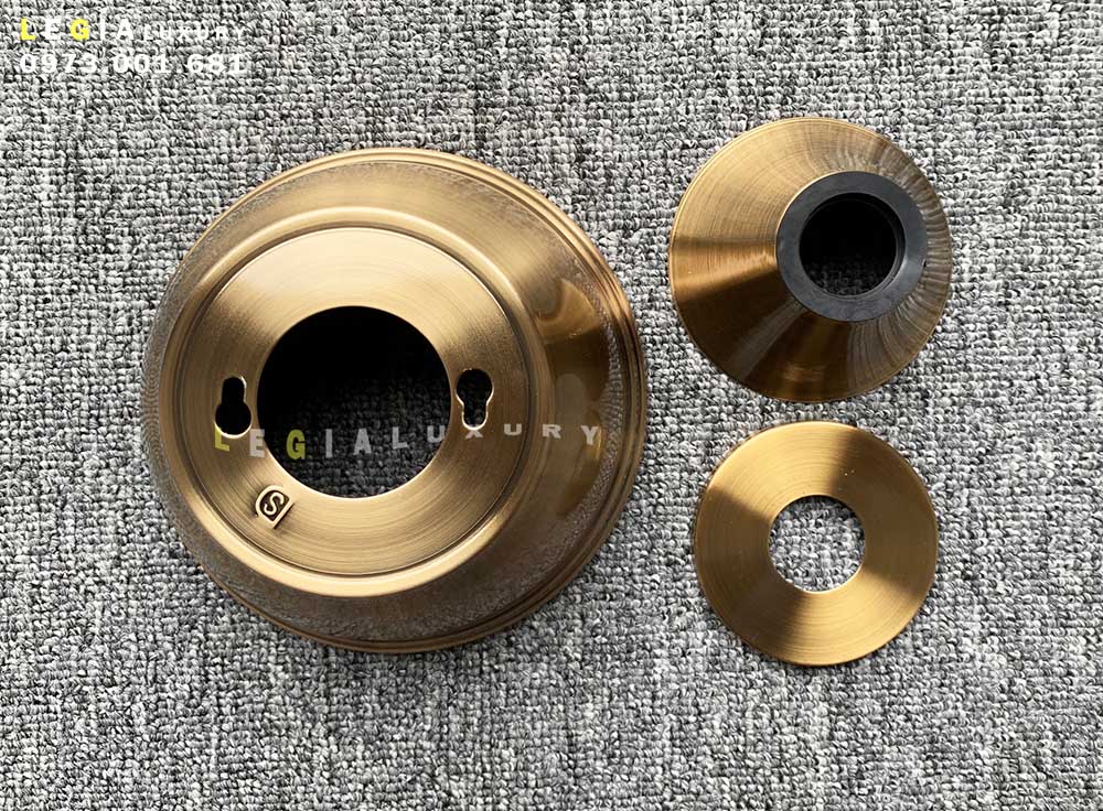 quat-tran-co-dien-LGFAN801